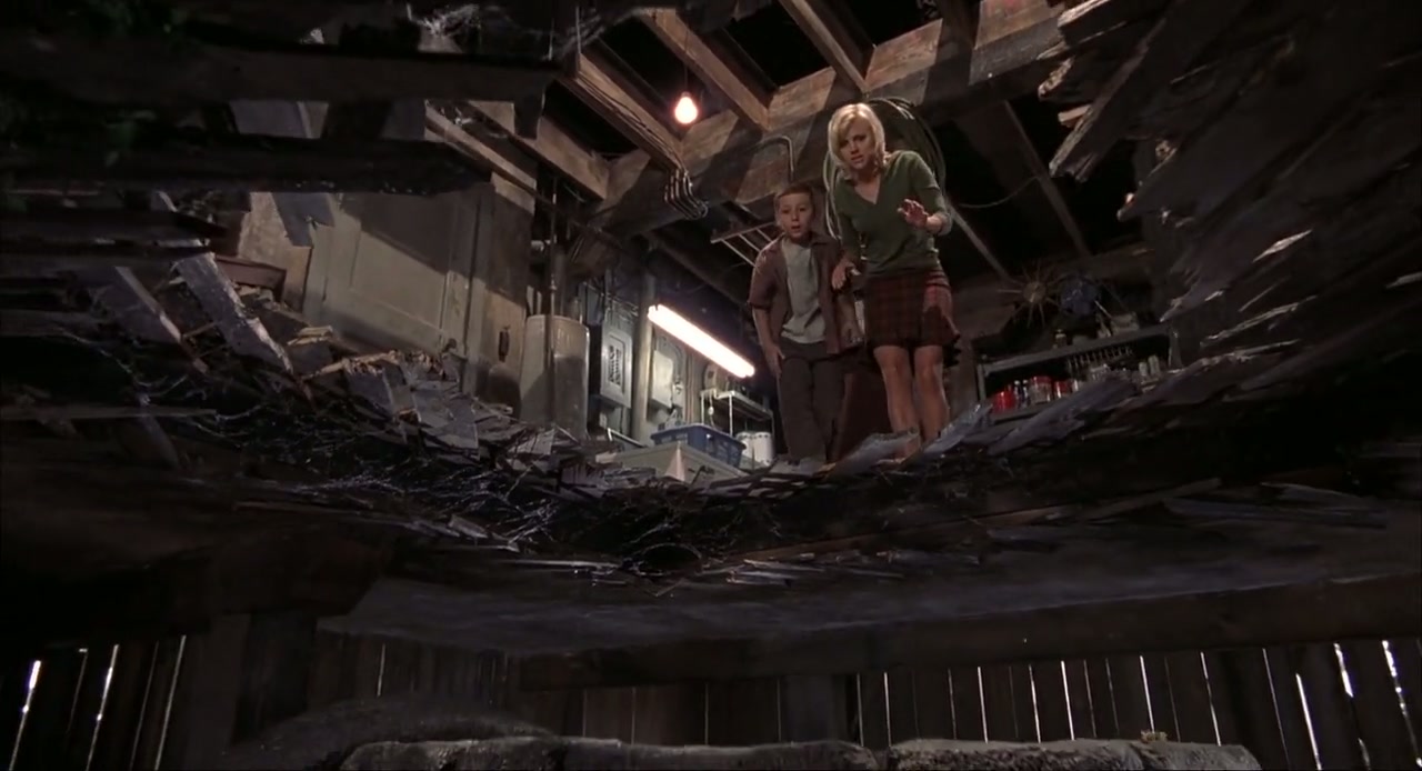 Scary Movie 3 Screenshot