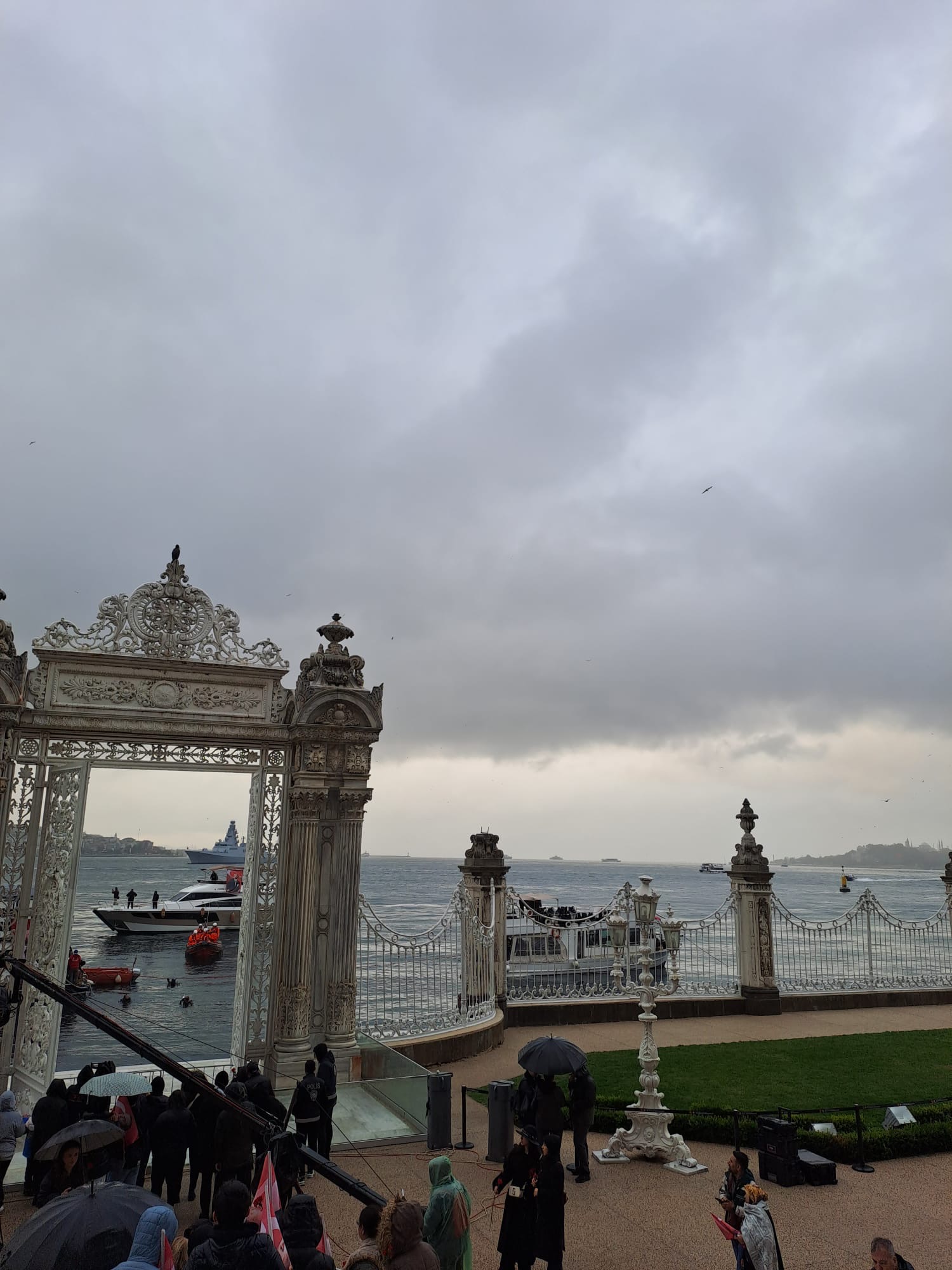 canım atam sen sonsuzsun.. dolmabahçe
