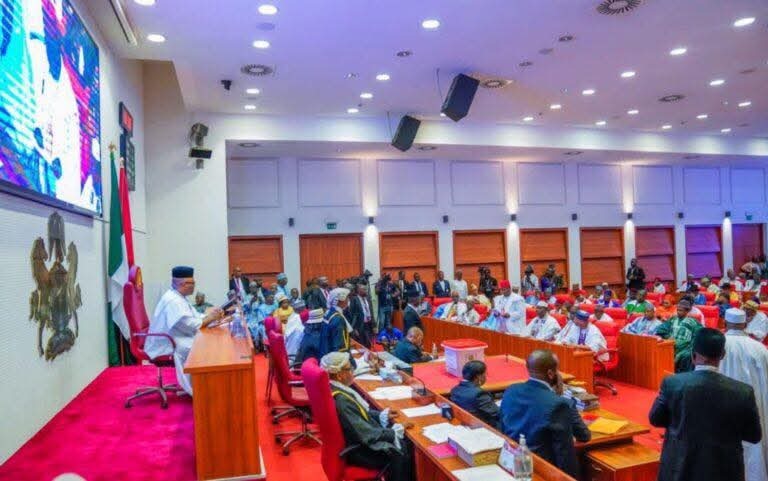 Illustration - Nigeria : le projet de police d'État passe aux assemblées locales, au moins 24 États sur 36 doivent ratifier la réforme constitutionnelle