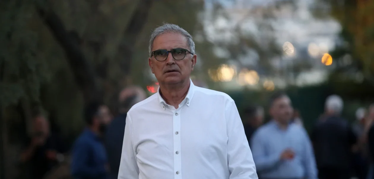 Μποροβήλος: «Να μείνει έξω από τις αντιπαραθέσεις των ομάδων η διαιτησία»