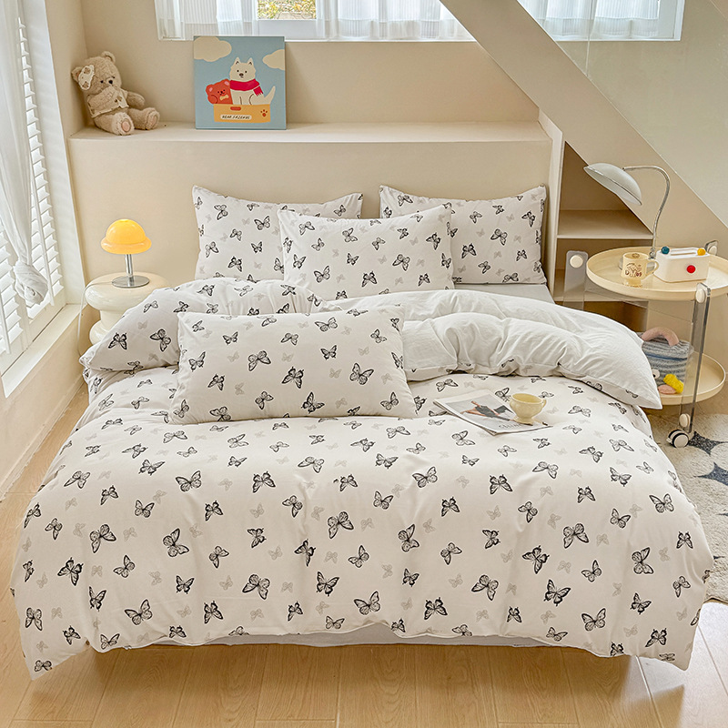 Butterfly Print Bedding Set - 3 Piece Set - Quilt Cover 200 x 229 cm with 2 Pillowcases 51 x 66 cm - White and Black Butterfly Pattern