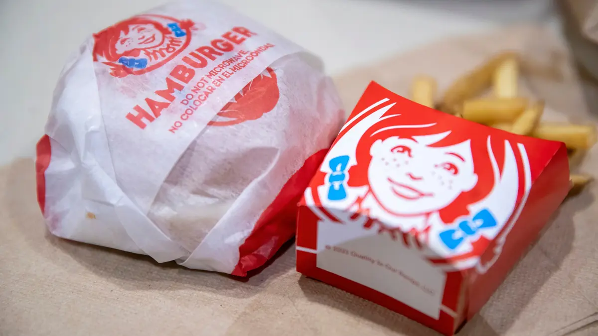 Wendy's Classic Burger Aimed to Dethrone Burger King in the 80s