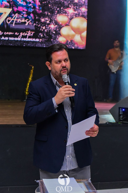 02-183.jpg
