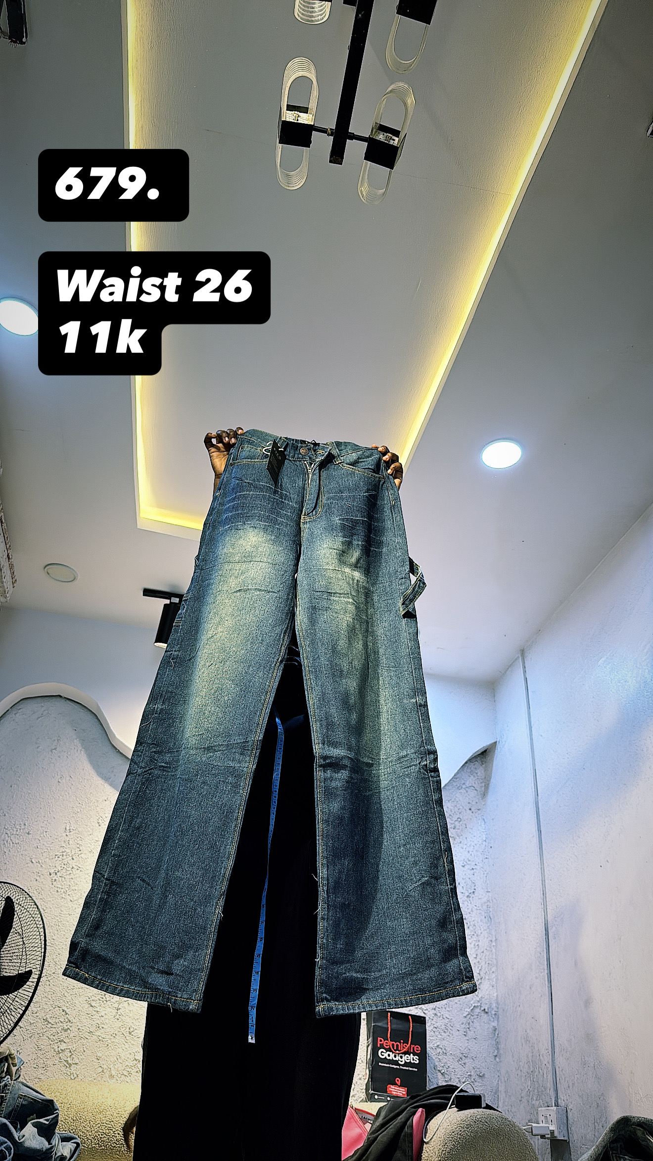 Waist 26