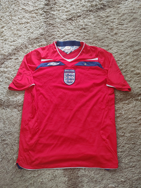 england-08-away4
