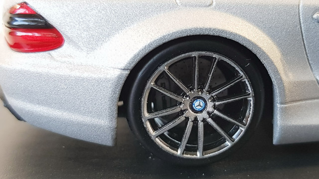 SL65-BL924-resize