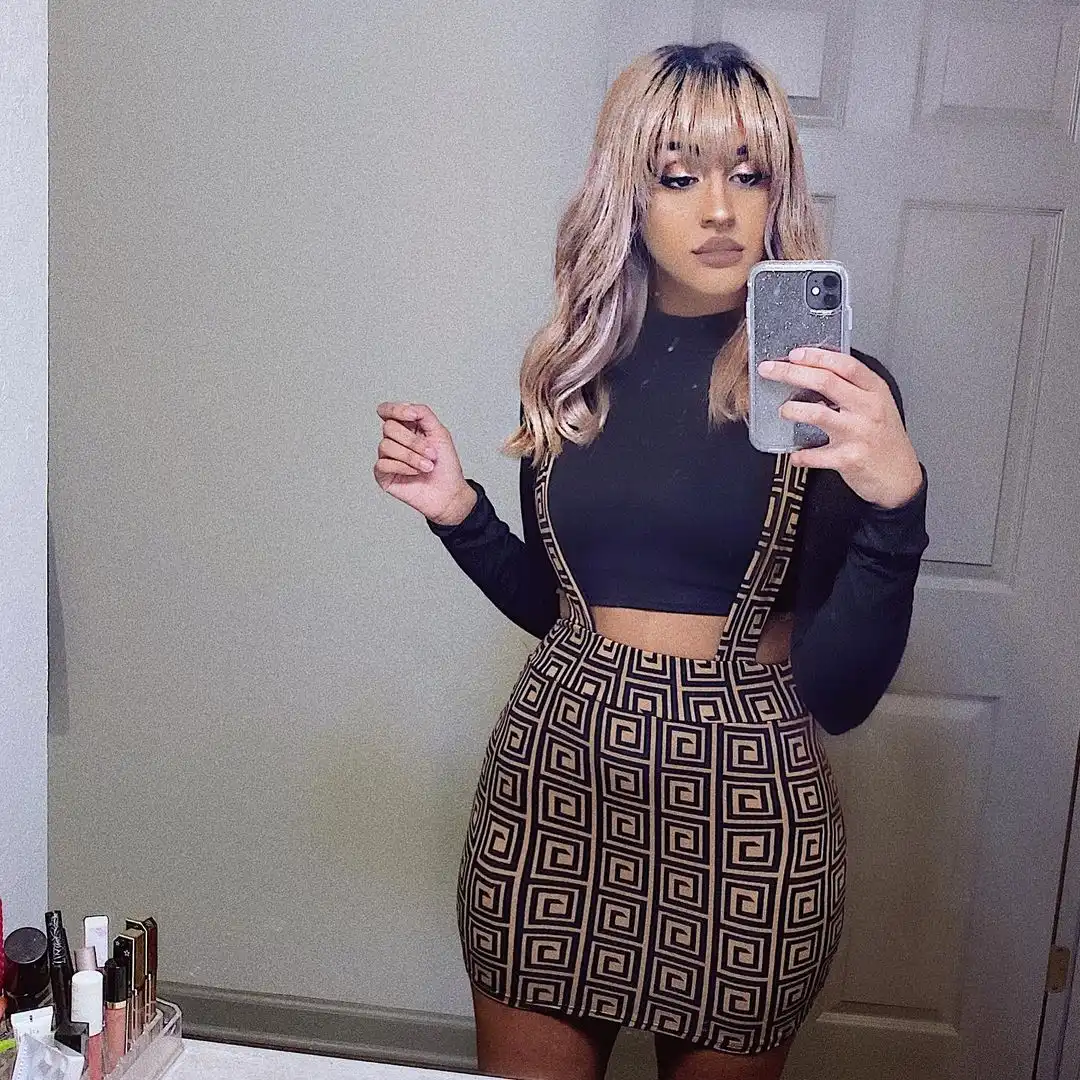Zoey Sinn Wallpapers Insta Fit Bio (1)