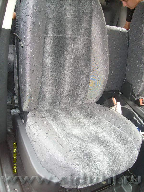 https://i.ibb.co/7h82nxL/freelander1.jpg