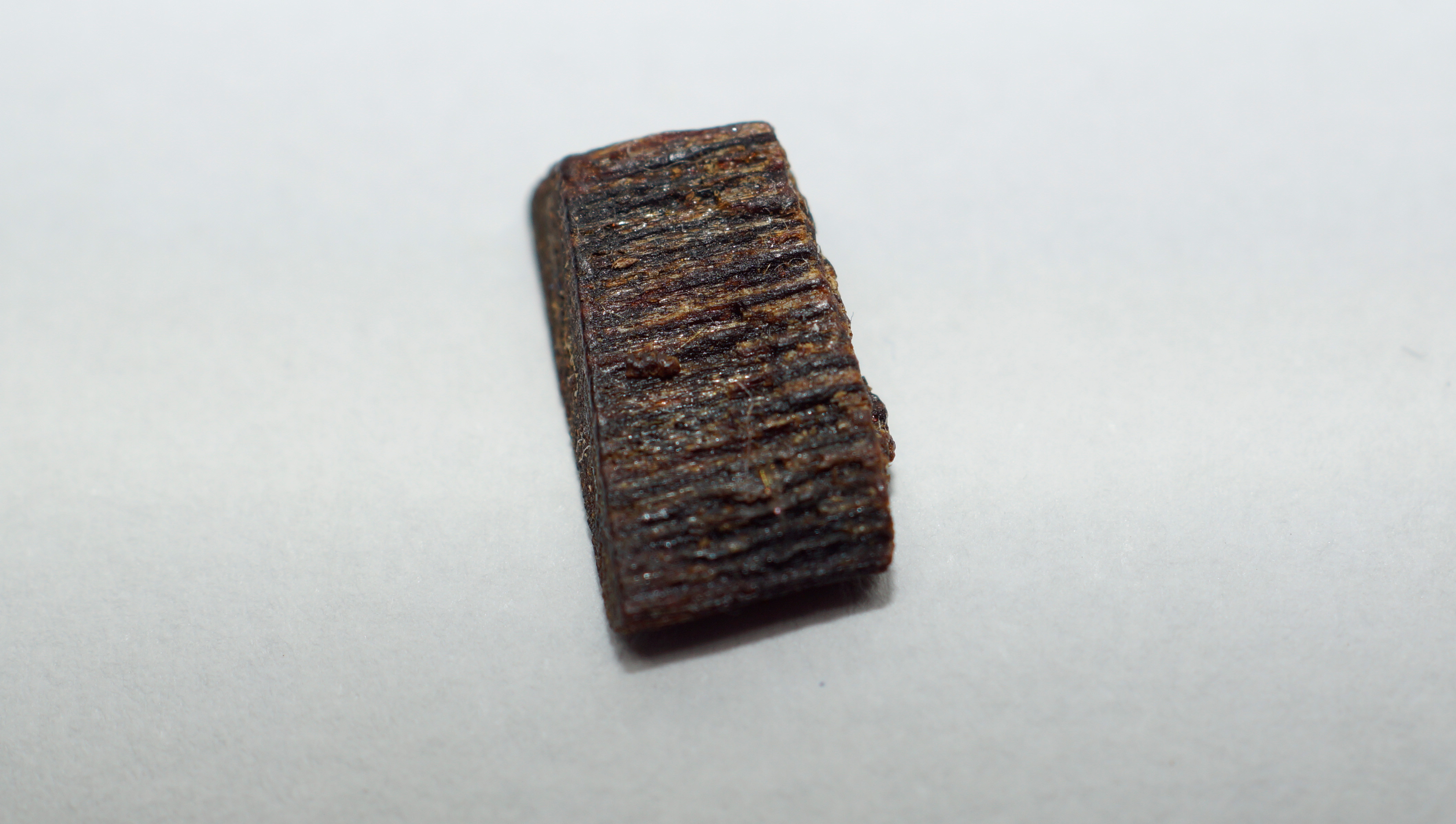 [Ouddict.com] Oud Wood