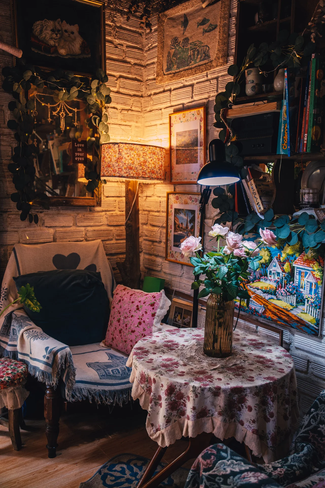 High quality Lofi Cozy Room Aesthetic wallpaper by Đan Thy Nguyễn Mai from Pexels
