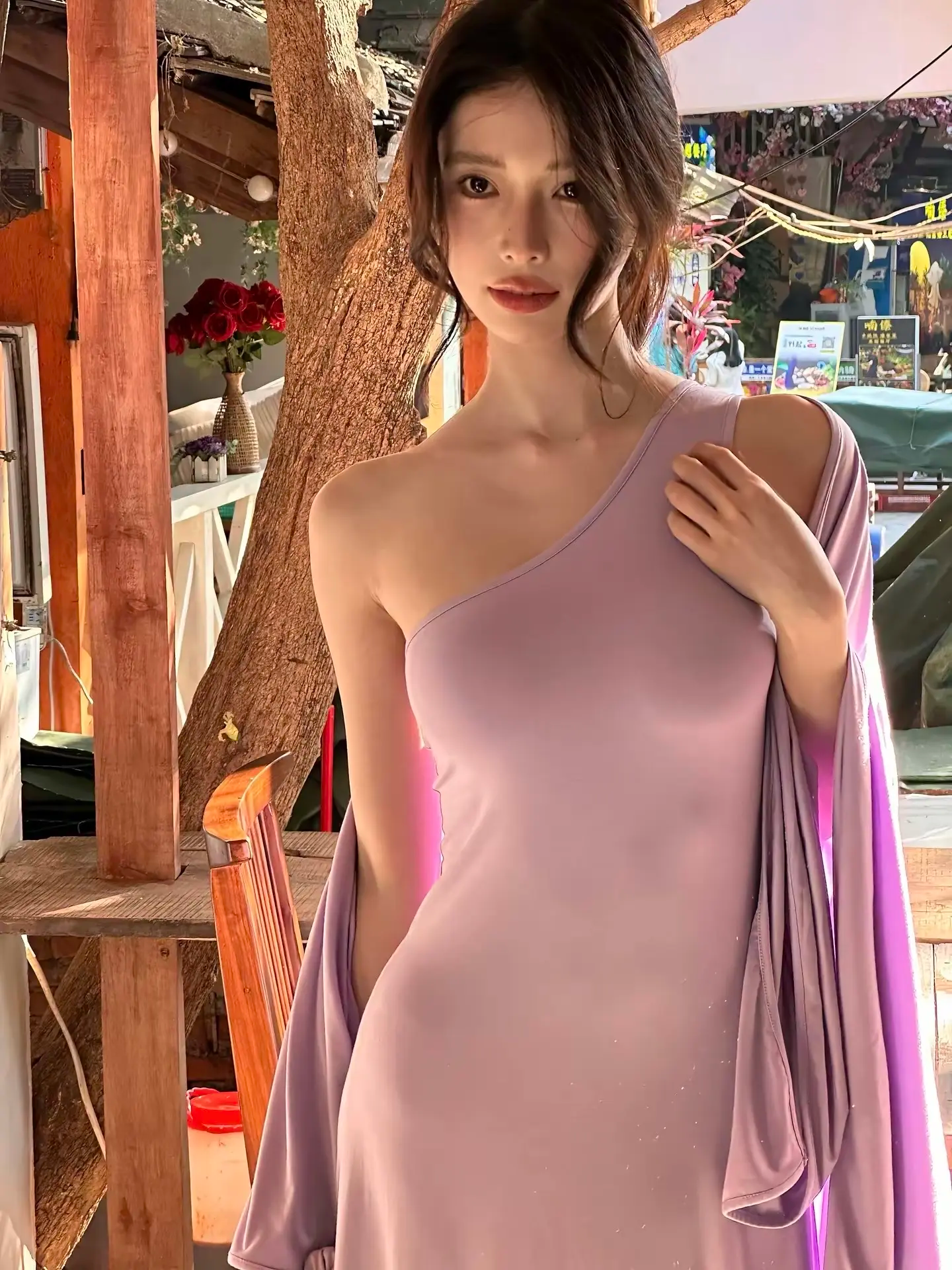 trang phục màu hồng