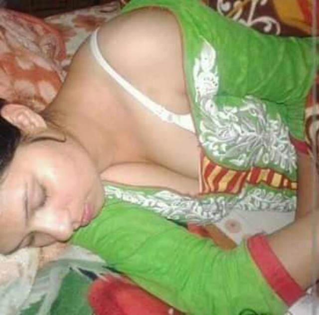 Vidhwa Chachi or bhatije kaa pyaar Vidhwa Chachi or bhatije kaa pyaar