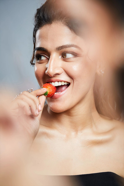 Wamiqa Gabbi (4)