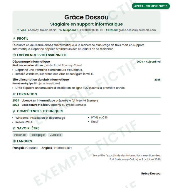CV fictif d'une étudiante en informatique après correction, pour un stage en support informatique