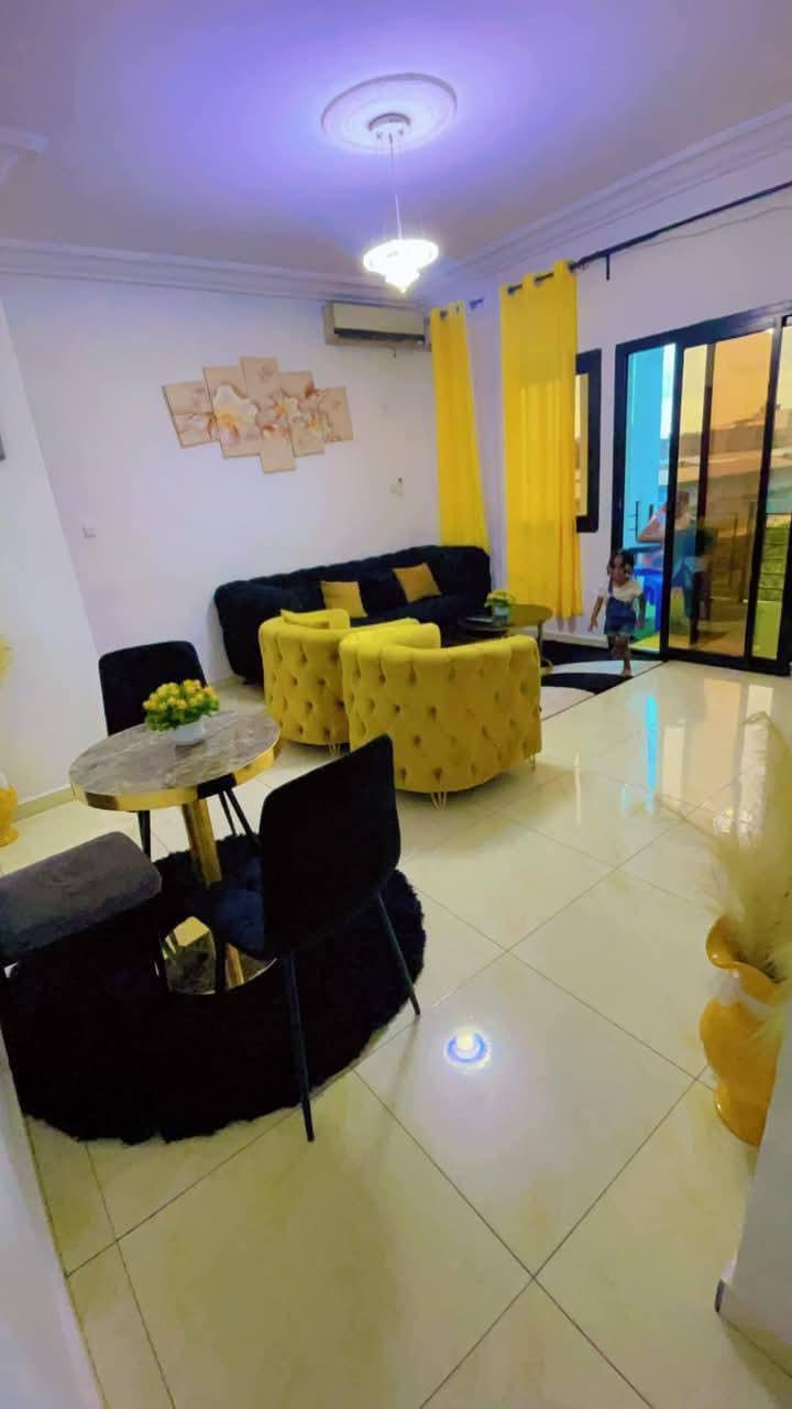Bureau à louer à Yaoundé - 560000 FCFA/Mois