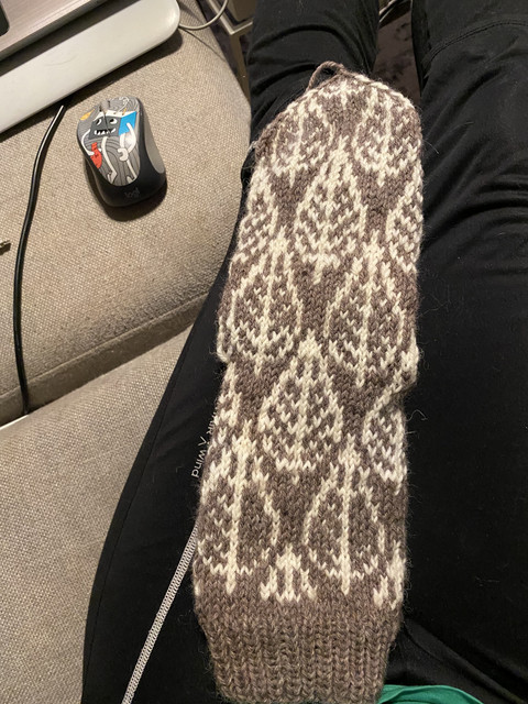 D95-F277-B-9-D5-C-44-E6-B2-D0-26-BF7-F4-