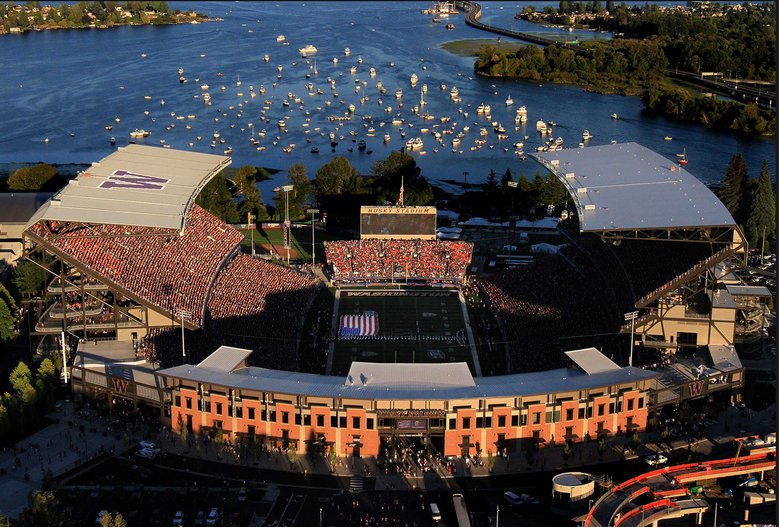 huskystadium4.jpg
