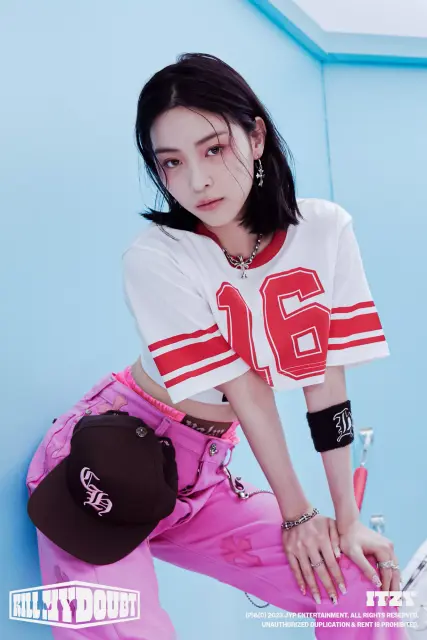 ryu jin itzy 1281932
