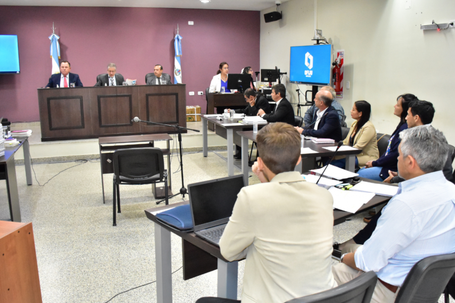 Declararon dos peritos en el juicio contra el intendente de Mercedes Ctes