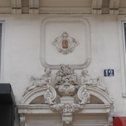Linteau-Porte-Rue-Etienne-Marcel