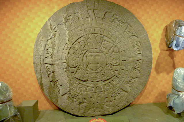 Aztec calendar.jpg