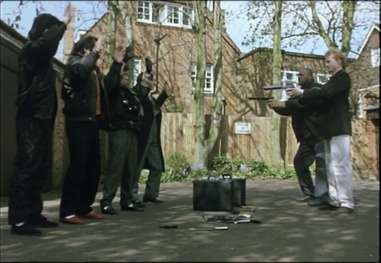 Nuns on the Run Screenshot