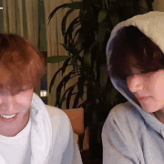 200129 Vlive (8)