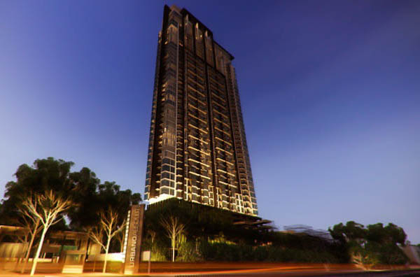 Urbano Absolute Sathon Taksin.jpg