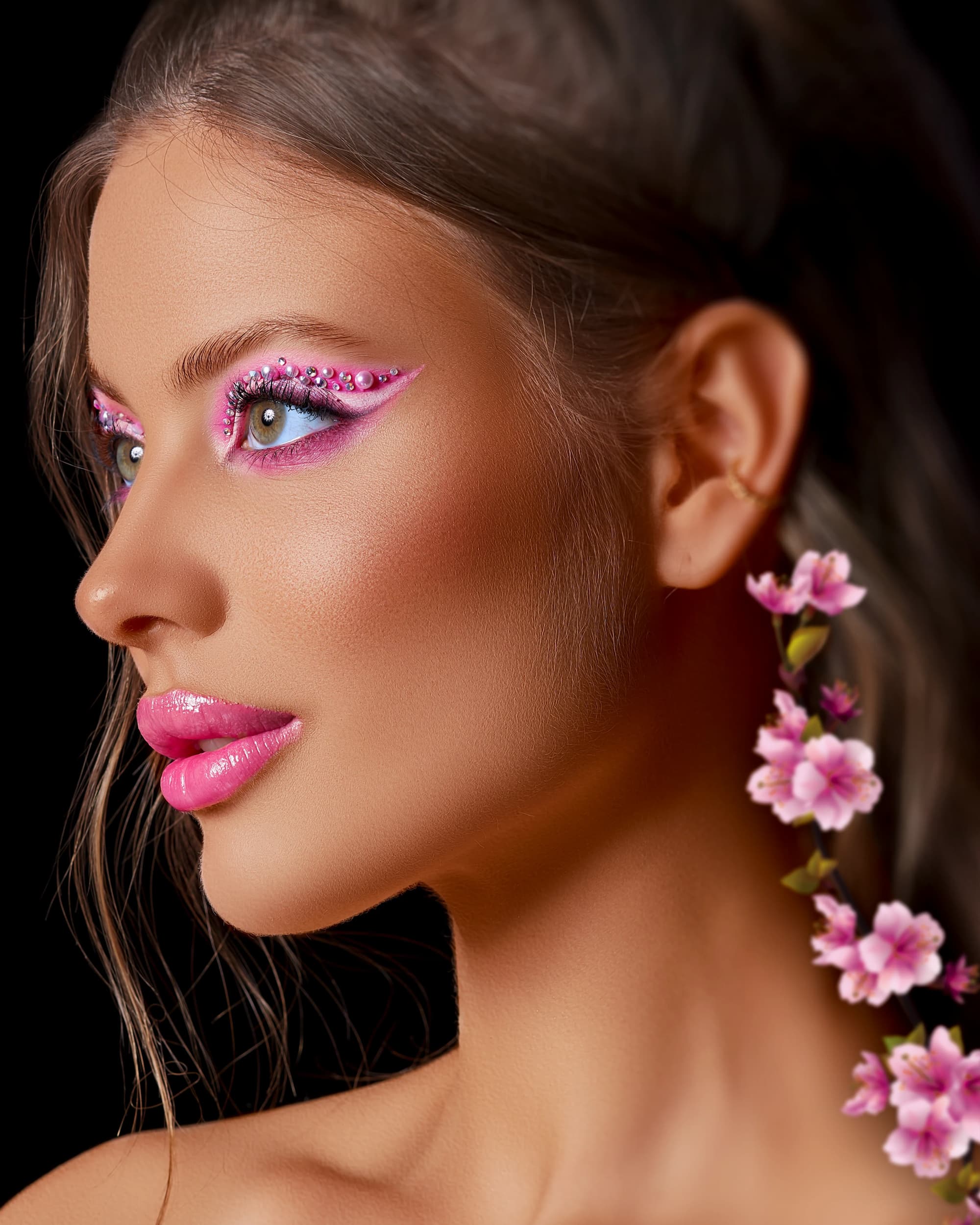 Editorial retouch