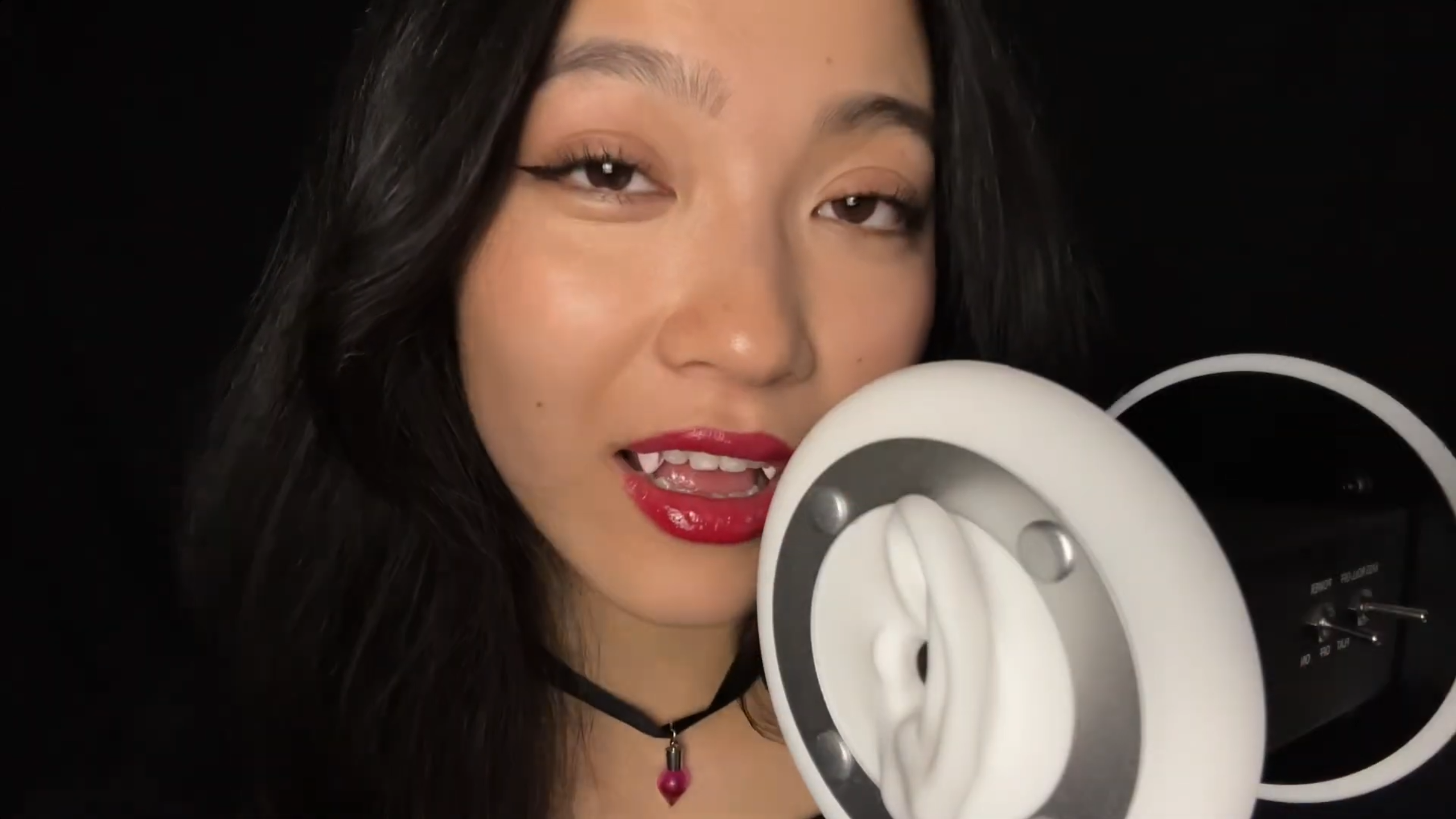Mouthsounds ASMR [ Cloud Crystal ]