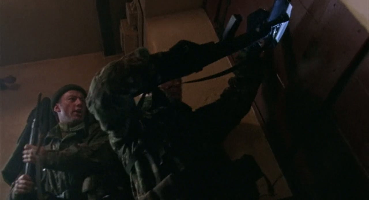 Dog Soldiers Screenshot