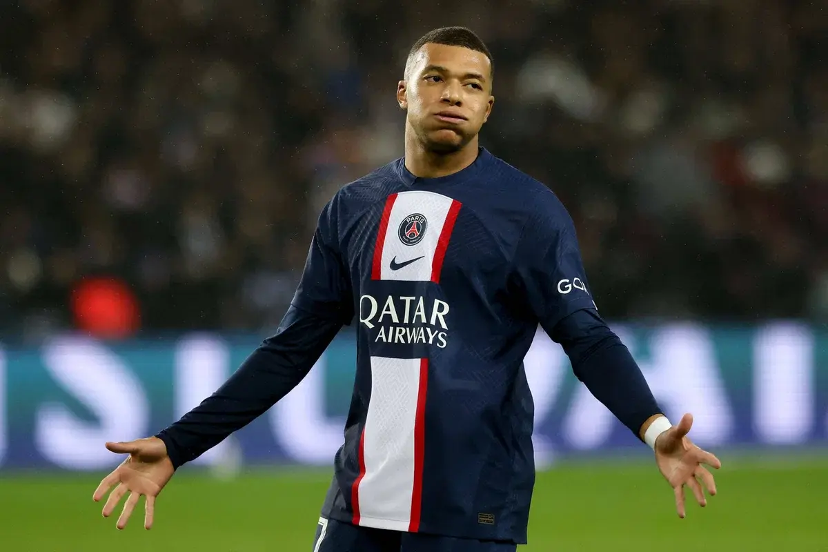 France Secures Semifinal Spot Amidst Mbappe Injury Concerns