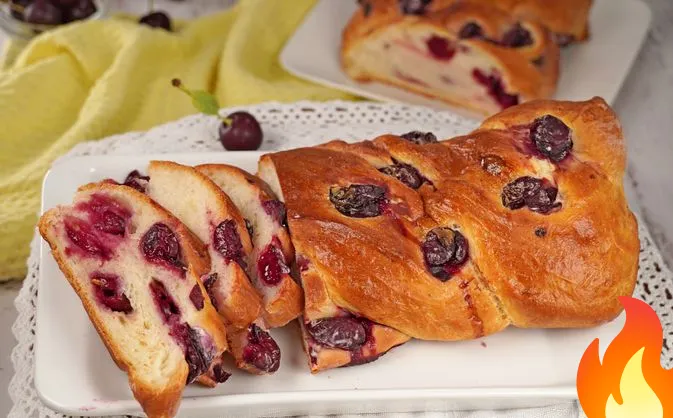 Постер Дрожжевая плетёнка на кефире, с вишней