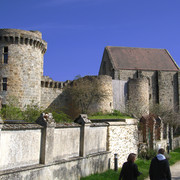 Castle-Madeleine-Chevreuse-01