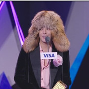 지드래곤, 'MAMA' 남성 솔로 댄스상 수상과 함께 홍콩 참사 위로 "다 같이 힘내시길"