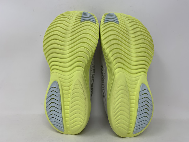 Women's Saucony Kinvara 15, Moon/Sunny, 6 B Medium US detailed image 5