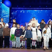 Новогодние каникулы это время когда чудеса не заканчиваются Для нас учащихся СШ 12 города (3)