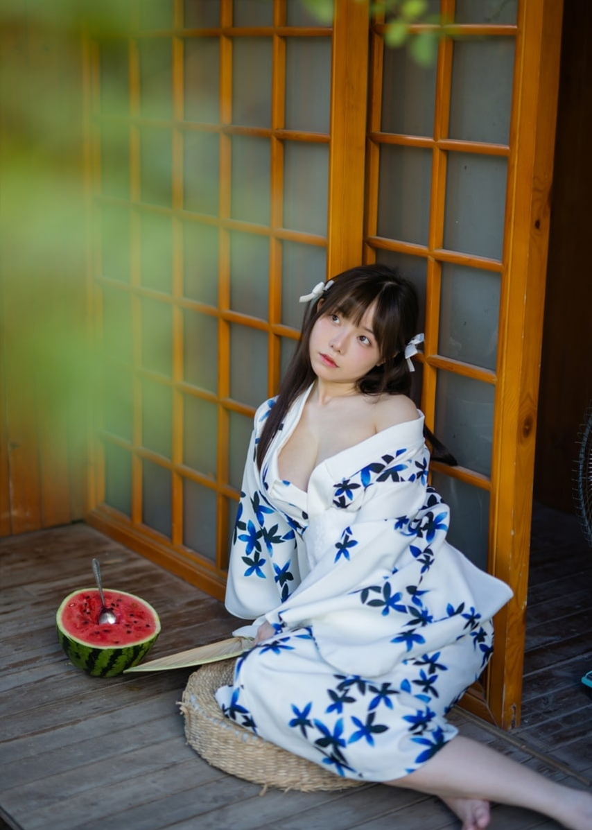 六味帝皇酱 夏日和服 048
