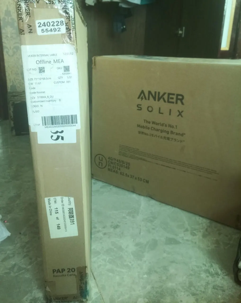 أهم مميزات بطاريتك *Anker SOLIX F2000 / 767* *1. قوة بيت كامل - 2048 وات* تشغل