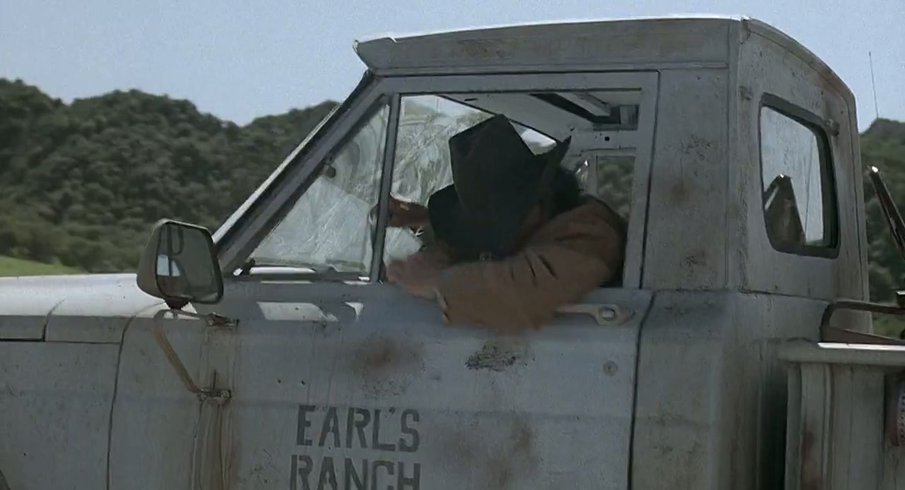 Tremors II: Aftershocks Screenshot
