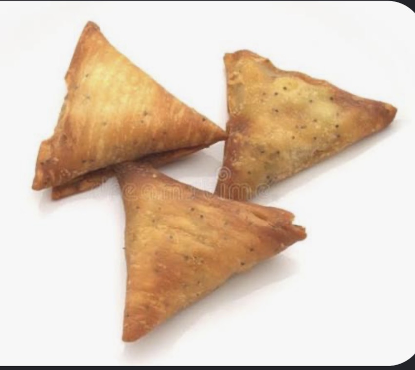 3 samosas beef