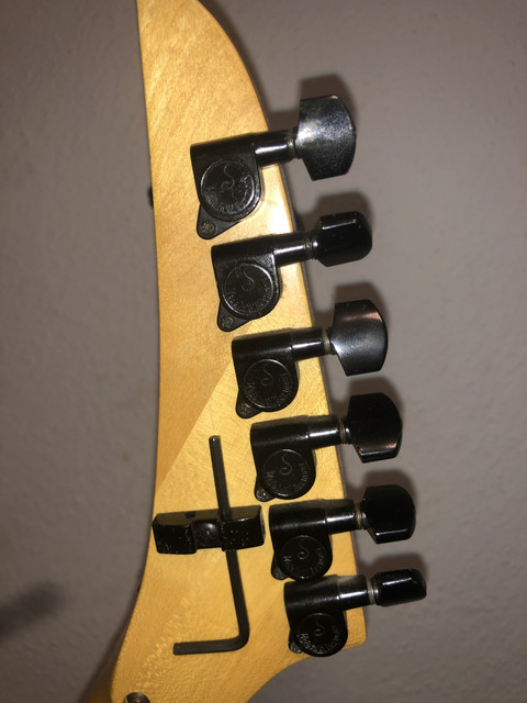 headstock-back