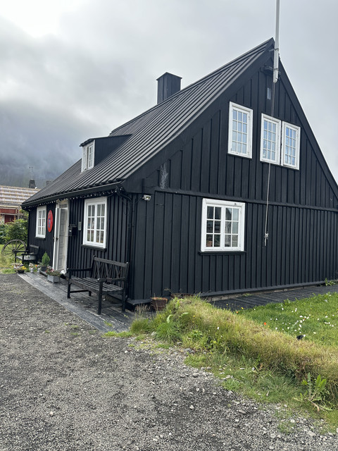 IMG-7106