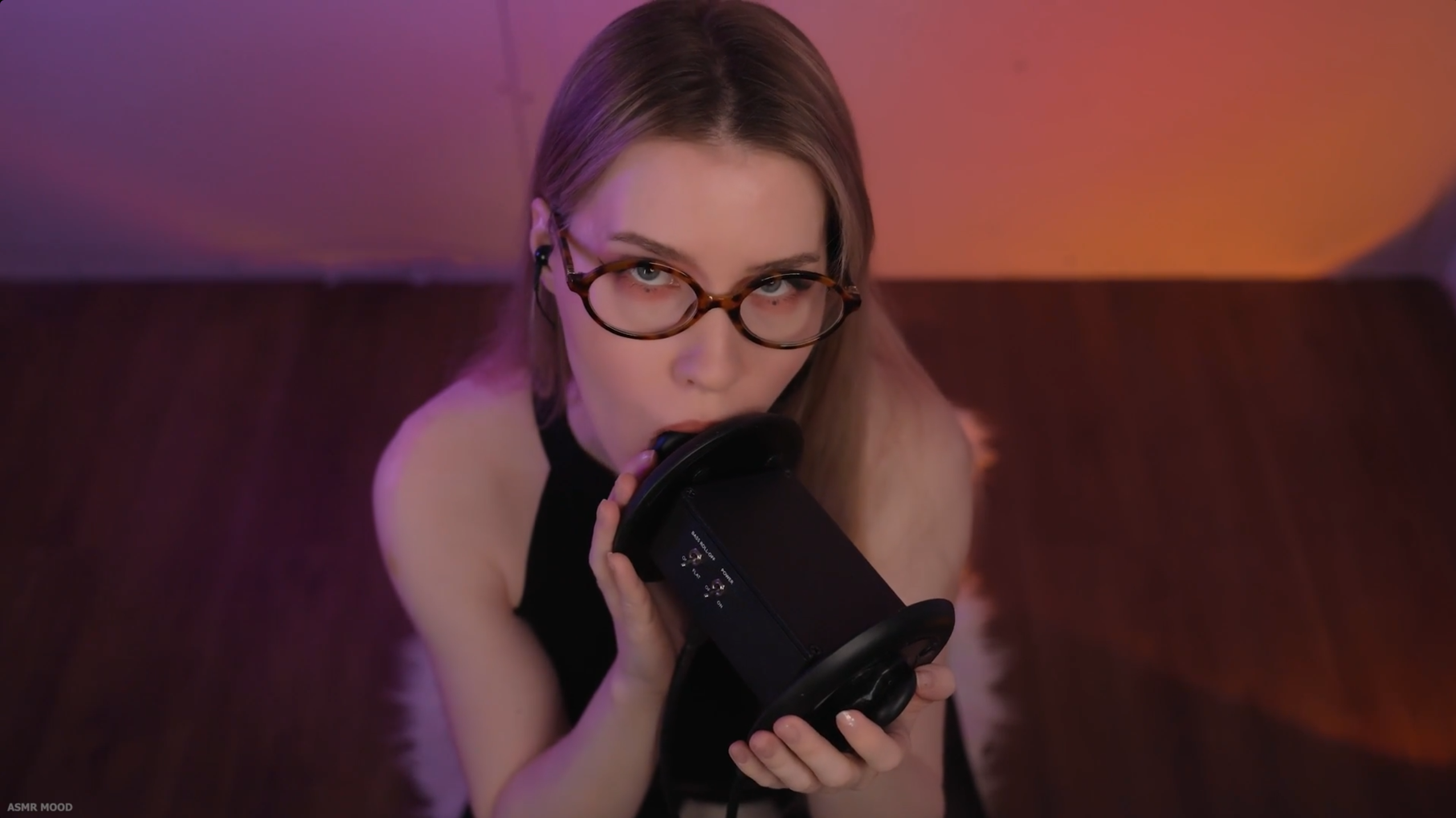 3DIO Ear Licking ASMR [ MOOD ]