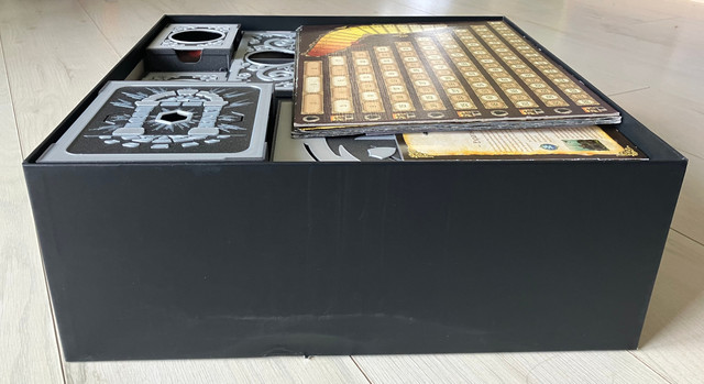 Box2.jpg