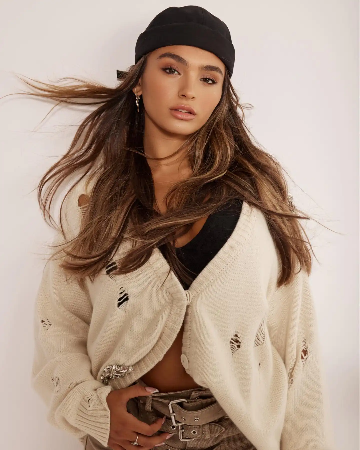 Alin Golan Wallpapers Insta Fit Bio (9)