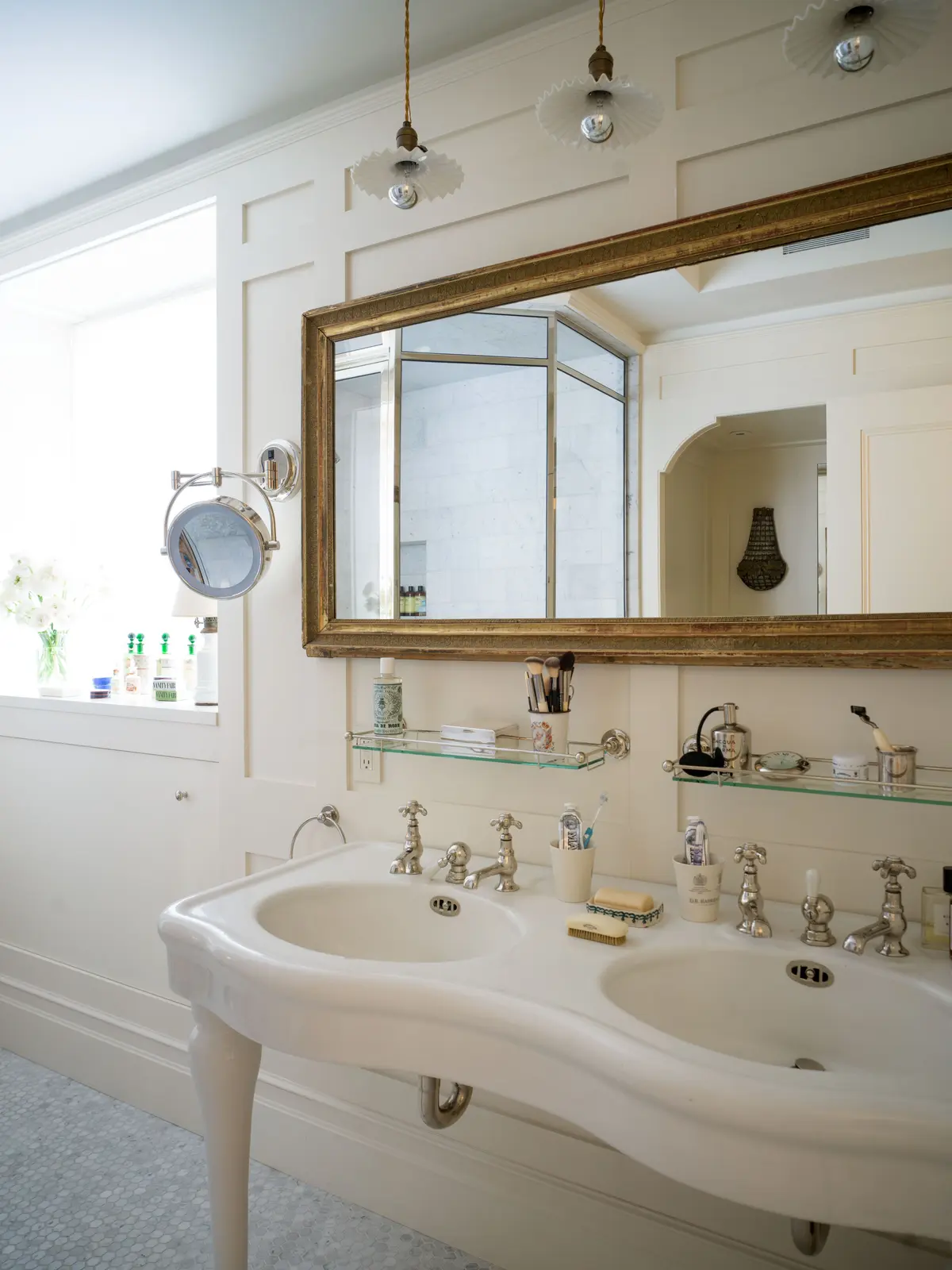 Elevate Your Bathroom with the Best Wall Shelves