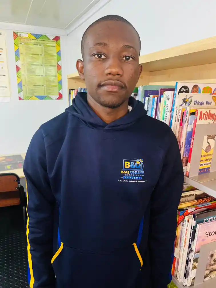 Bonga Sibeko - Life Sciences Tutor and Physics Tutor