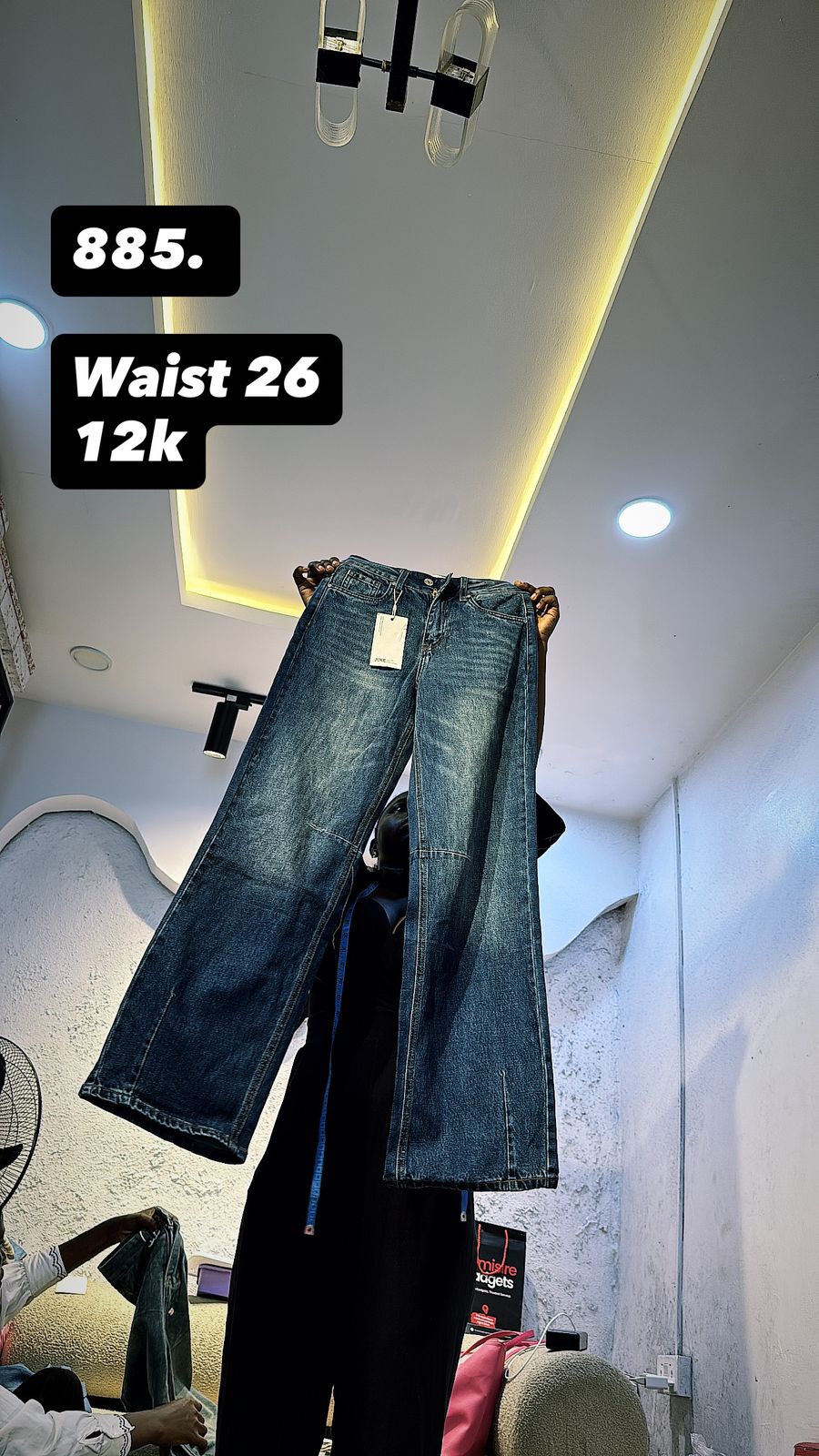 Waist 26