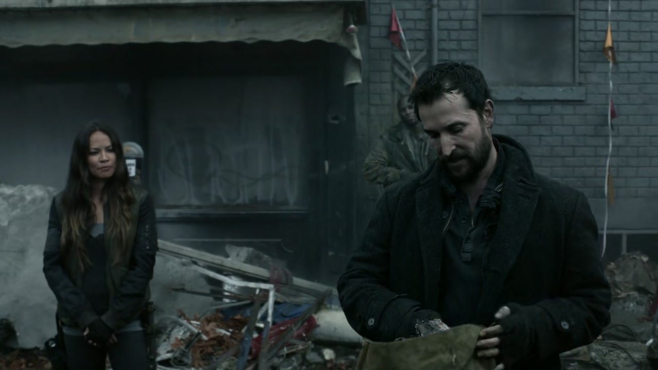Falling Skies Screenshot